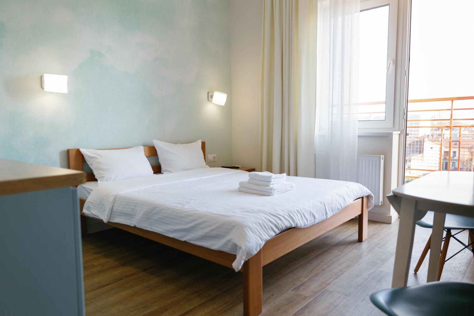 Bonapart Delux Lviv Exteriör bild