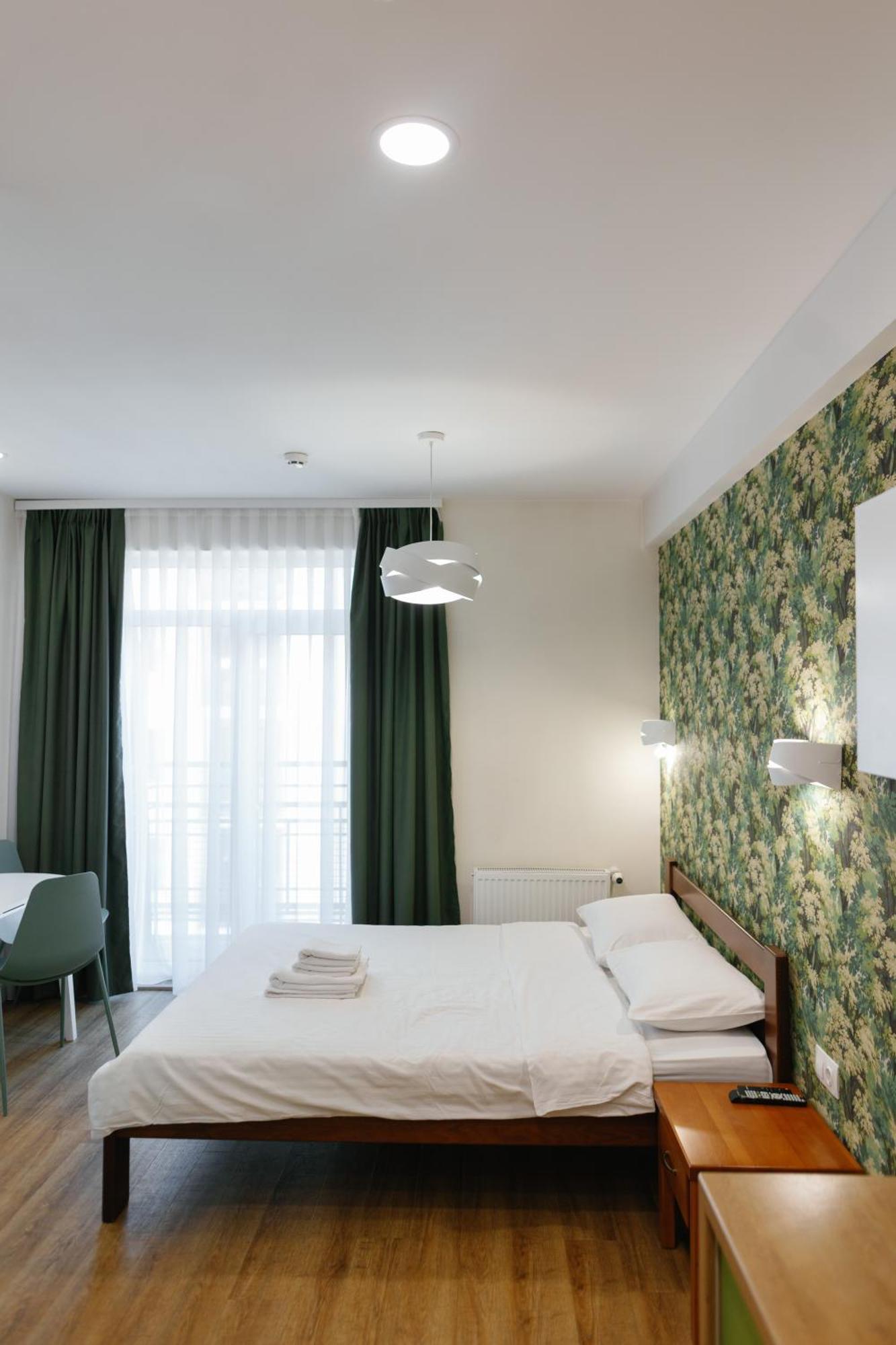 Bonapart Delux Lviv Exteriör bild