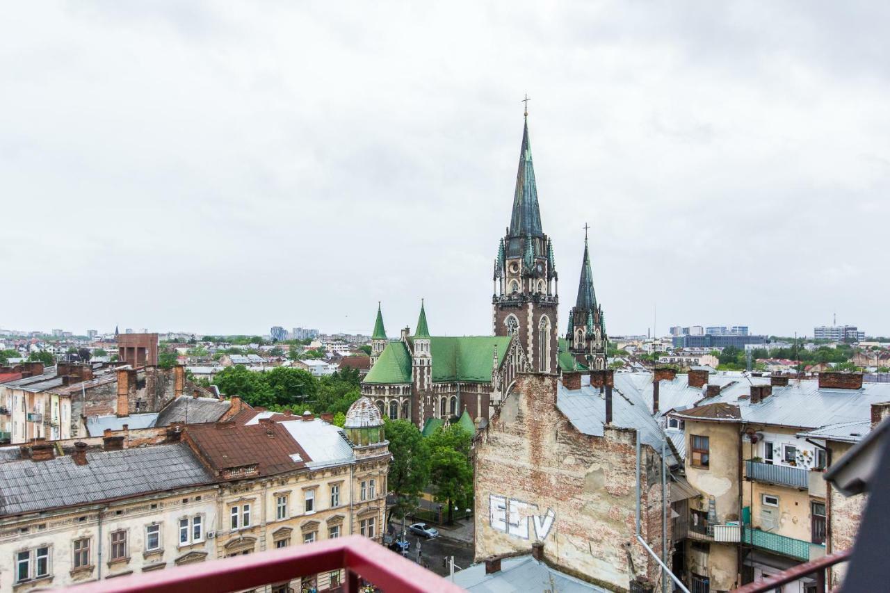 Bonapart Delux Lviv Exteriör bild
