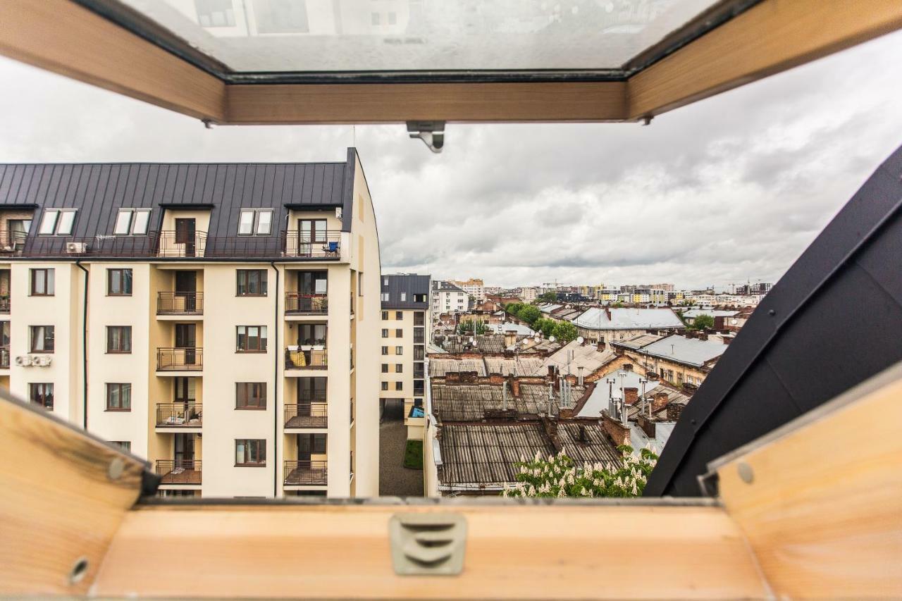 Bonapart Delux Lviv Exteriör bild